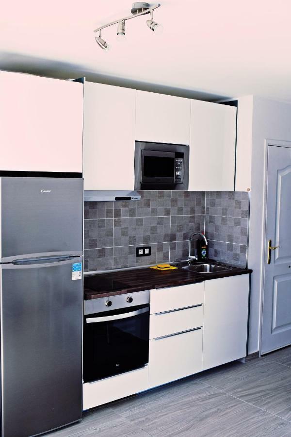 Sun And Relax Apartment Коралео Екстериор снимка